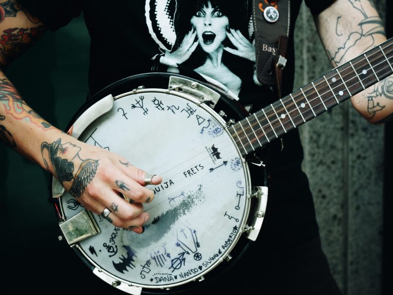 punk metal banjo